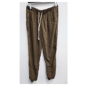 Roxy army green jogger